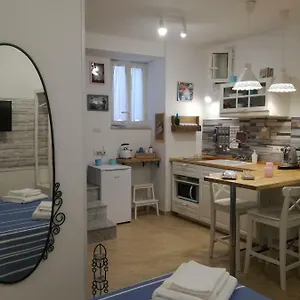 O' Vascio Chic Naples